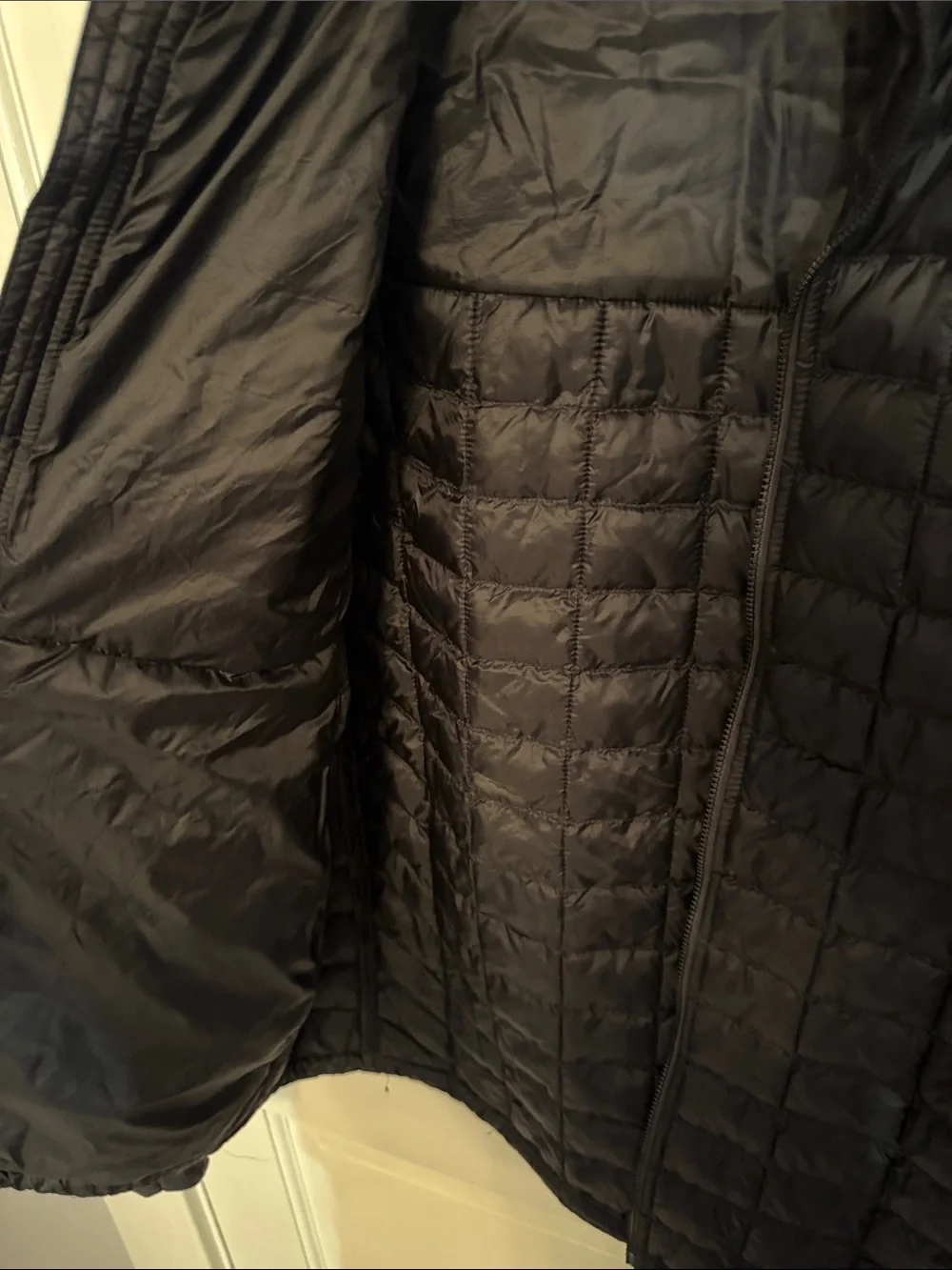 The North Face Men's Black Lightweight Packable Puffer Jacket With Amazon Logo